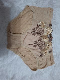 (Category: ) located in . Submitted by dani27122023 (Listing ID 1449529809, Image 1). Description: .