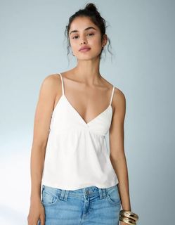 (Category: ) located in . Submitted by hanwardrobe (Listing ID 1449417620, Image 1). Description: .