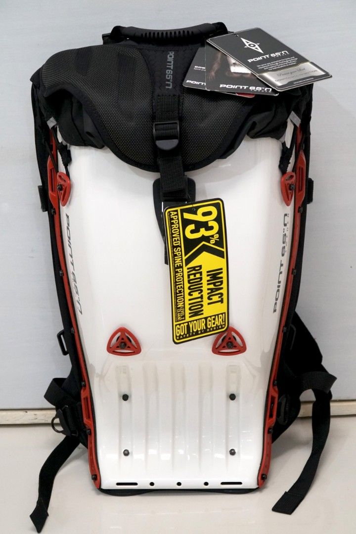 Brand New Point 65 N Boblbee GTX 25L Hardshell Backpack (Category: Backpacks) located in Caloocan City. Submitted by louiefranciscoc (Listing ID 1449448601, Image 2). Description: For your Spine Protection while riding FOR SALE: Latest Version Point 65°N Sweden Boblbee GTX 25L IGLOO WHITE W/ RED ACCENT Condition: Brand New Price: P32,000 Color: Glossy White with Red Rails & Triaxials Capacity: 25L Inclusions: Bag CE reflective stickers Point 65 p