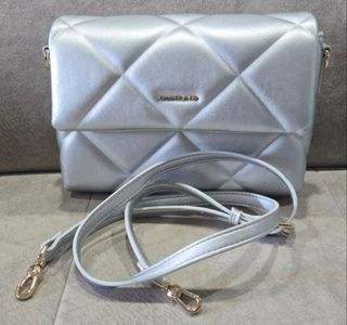 (Category: ) located in . Submitted by psgilashopping_amy (Listing ID 1449484522, Image 1). Description: .
