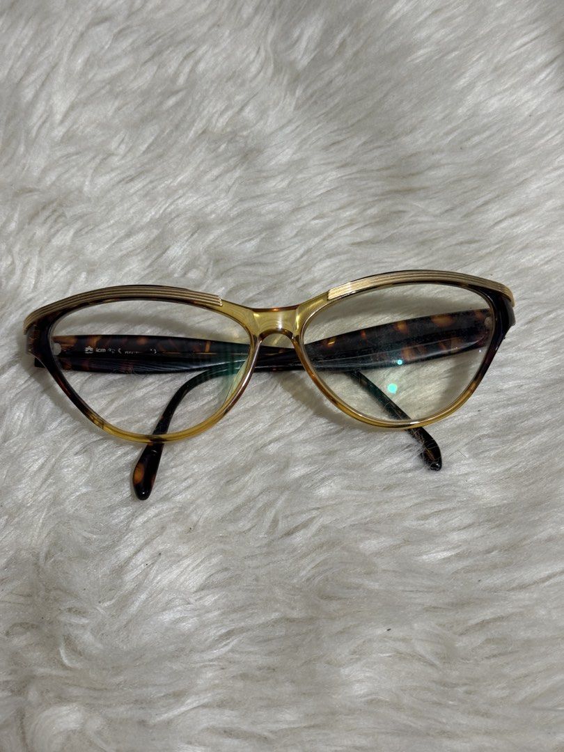 Christian Dior Vintage Glasses (Category: Luxury Accessories) located in Lagawe. Submitted by kai_selections (Listing ID 1449437499, Image 1). Description: Vintage CD eyeglasses replaced lenses , has grade on the left side ,normal lens sa right .