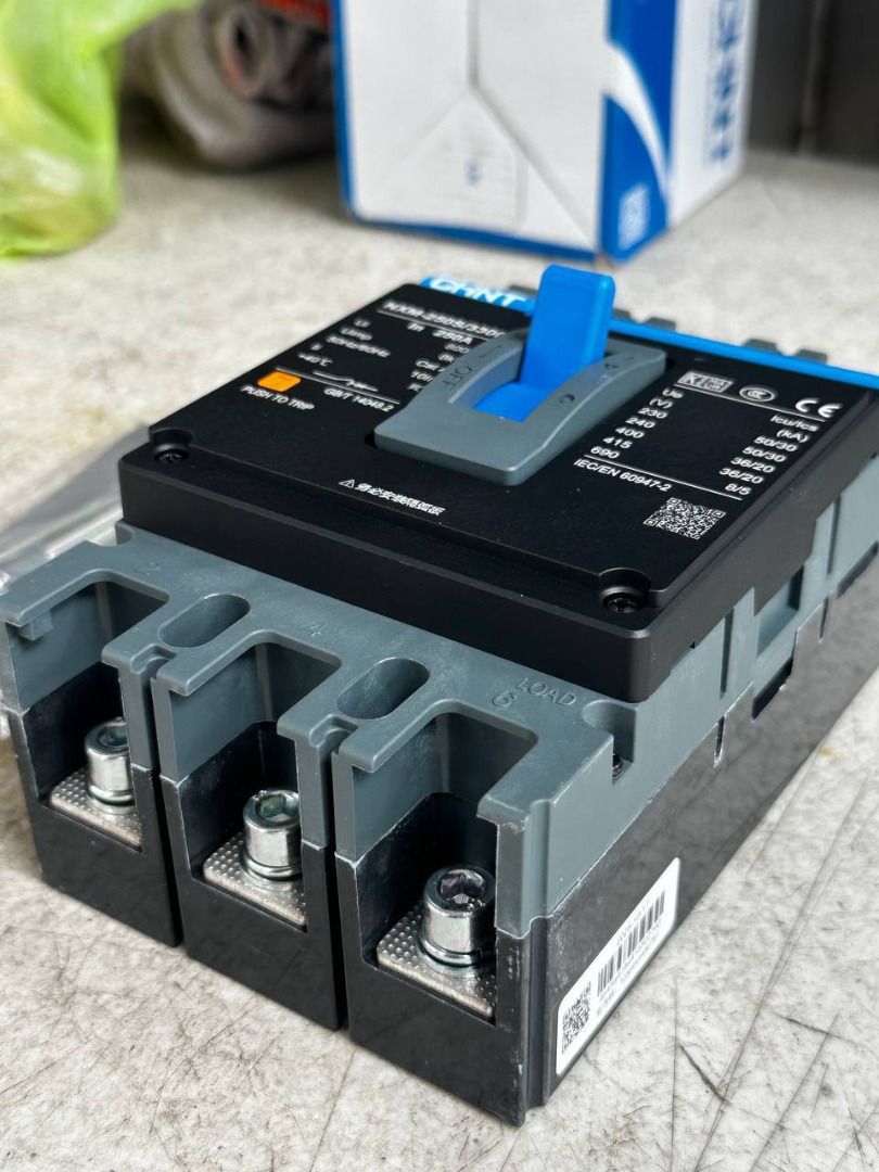Circuit Breaker Brand: Chint (Category: Everything Else Others) located in Caloocan City. Submitted by zenphoenix.0b9dcc (Listing ID 1449400624, Image 3). Description: Brand: Chint Specs: 150Amp 3ph 230V.