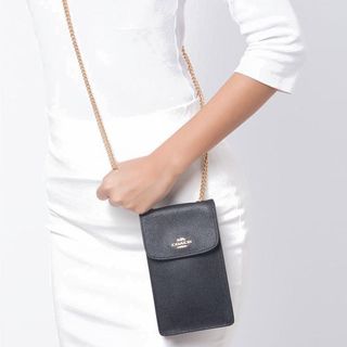(Category: ) located in . Submitted by lfboutique (Listing ID 1449354895, Image 1). Description: .