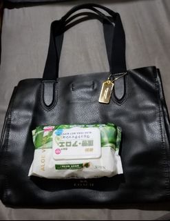 （分類：）位於 。 由 lowbudgetshopping2026 提交（商品編號 1449338464，圖片 1）。簡介： 。