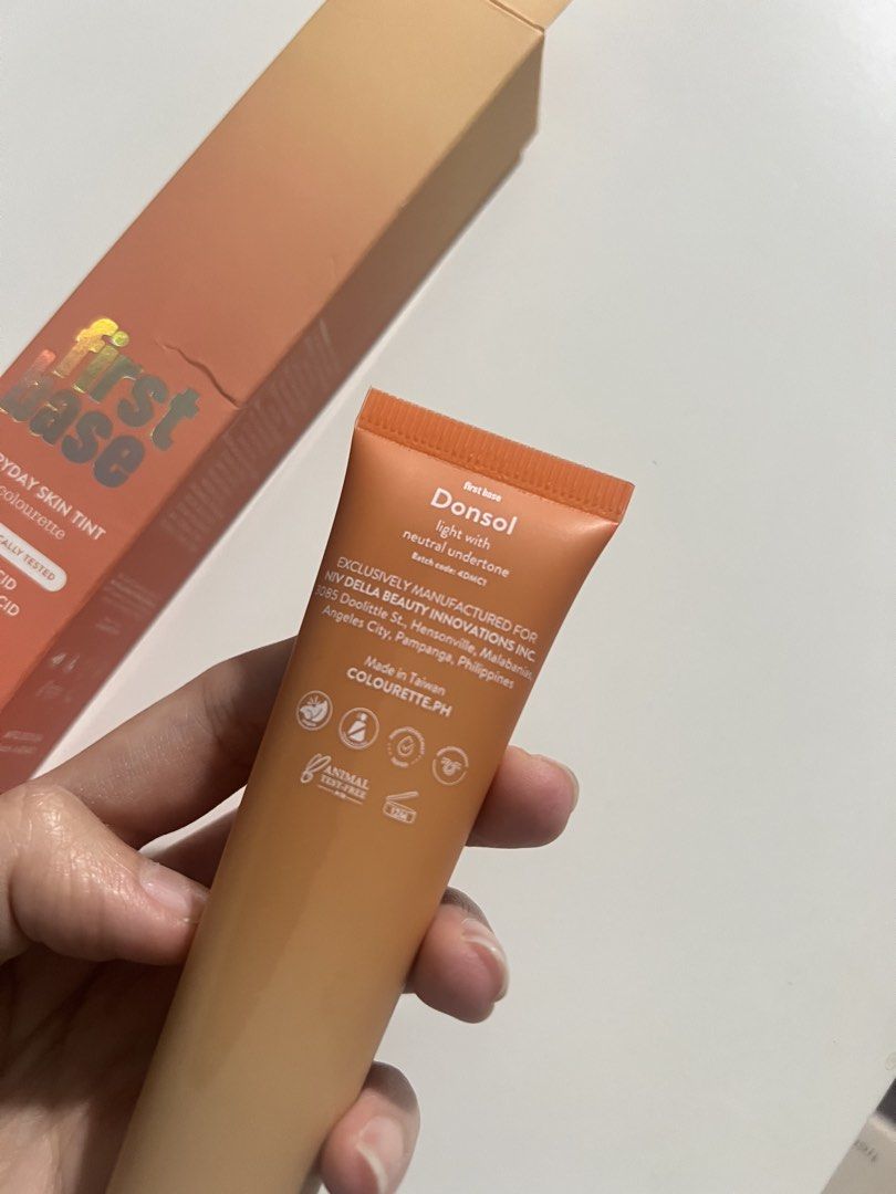 Colourette First Base Everyday Skin Tint SPF 30 Donsol (Category: Makeup) located in Manila. Submitted by hellotrish (Listing ID 1449499070, Image 3). Description: - Colourette First Base Everyday Skin Tint - Shade: Donsol (Light with neutral undertone) - SPF 30 for sun protection - 30ml -Used twice only!.
