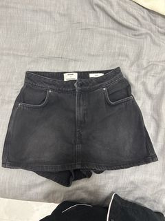 (Category: ) located in . Submitted by eclippsze (Listing ID 1449461020, Image 1). Description: .