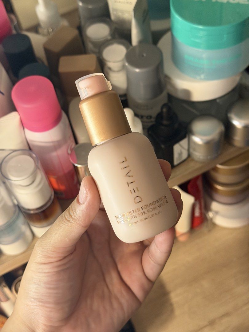 DETAIL Fresh Filter Foundation Macadamia [85% Full] (Category: Makeup) located in Manila. Submitted by meltedcandies (Listing ID 1449492557, Image 1). Description: RFS: Barely using. Decluttering! MOD: Lalamove or Meetup @ One Ayala MOP: Maya or GoTyme LOC: Muntinlupa.