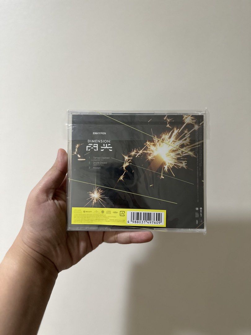 Dimension Senkou Sealed Solo Jacket (Jay Version) (Category: Coats, Jackets and Outerwear) located in Manila. Submitted by trdstr (Listing ID 1449425289, Image 2). Description: - On hand and negotiable - ENHYPEN DIMENSION: 閃光 Japanese CD (Jay Version) - Includes tracks: 'Tamed-Dashed', 'Drunk-Dazed', 'Always' - Brand new, still sealed in original plastic - Must-have for any ENGENE collection.