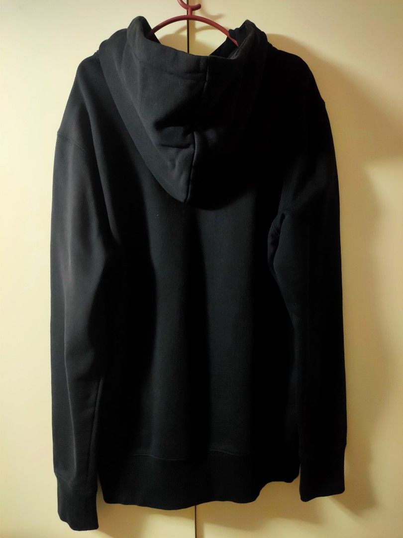 Dior Homme Hoodie Jacket (Category: Luxury Apparel) located in Cavite. Submitted by firstclassthrift (Listing ID 1449426464, Image 2). Description: FS Dior Homme Hoodie Jacket Flaws No neck tag, pinutol lace sa Banda dulo, need wash heavy cloth Wash tags only available Size on tag M (W21 x L27) Price: 800 + Sf DM for those interested buyers.