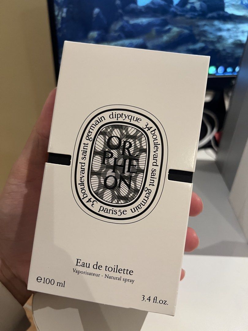 Diptyque Orphéon Eau de Toilette (Category: Fragrance & Deodorants) located in Makati City. Submitted by topfrags (Listing ID 1449454737, Image 1). Description: Scent Notes: Juniper berry, powdery iris, jasmine, tonka bean, and warm cedarwood. Ideal Usage Occasion: Cocktail lounges and cool autumn evenings. Inspired by a historic Parisian night bar, this woody, tobacco-tinged powder scent pairs exquisitely with dark bars, jazz clubs, or smart-cas