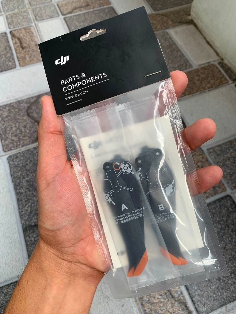 DJI AIR 2S Low-Noise Propellers (1 Pair) (Category: Drones) located in Caloocan City. Submitted by kandmshop (Listing ID 1449528978, Image 1). Description: - Genuine DJI AIR 2S Low-Noise Propellers - Includes two pairs (4 propellers total) - Engineered for significantly reduced flight noise - Perfect as replacements or spares - Please check photos for exact condition and details.
