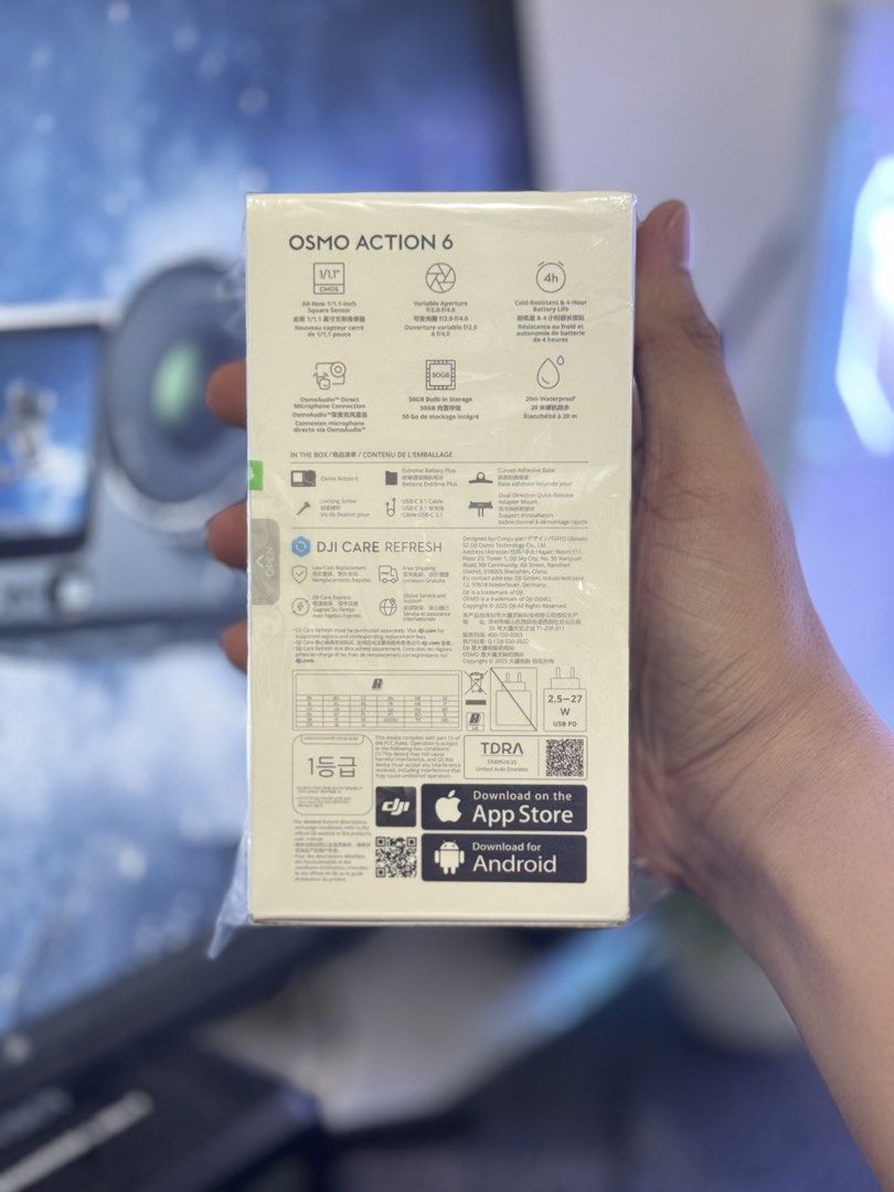 DJI OSMO ACTION 6 STANDARD (Category: Other Gadgets) located in Caloocan City. Submitted by robcarrera (Listing ID 1449374210, Image 2). Description: DJI OSMO ACTION 6 STANDARD Sale Price: ₱22,990 Specifications: - 149g - 3 Microphones - 1.46” Front Screen | 2.5” Rear Screen - 1/1.1 inch CMOS - Variable Aperture F/2.0 - F/4.0 - 155 Degree Field of View (FOV) - 38 MP Max Photo Resolution - 64 GB Built-in Storage - Waterproof up to 20 meters - 1950