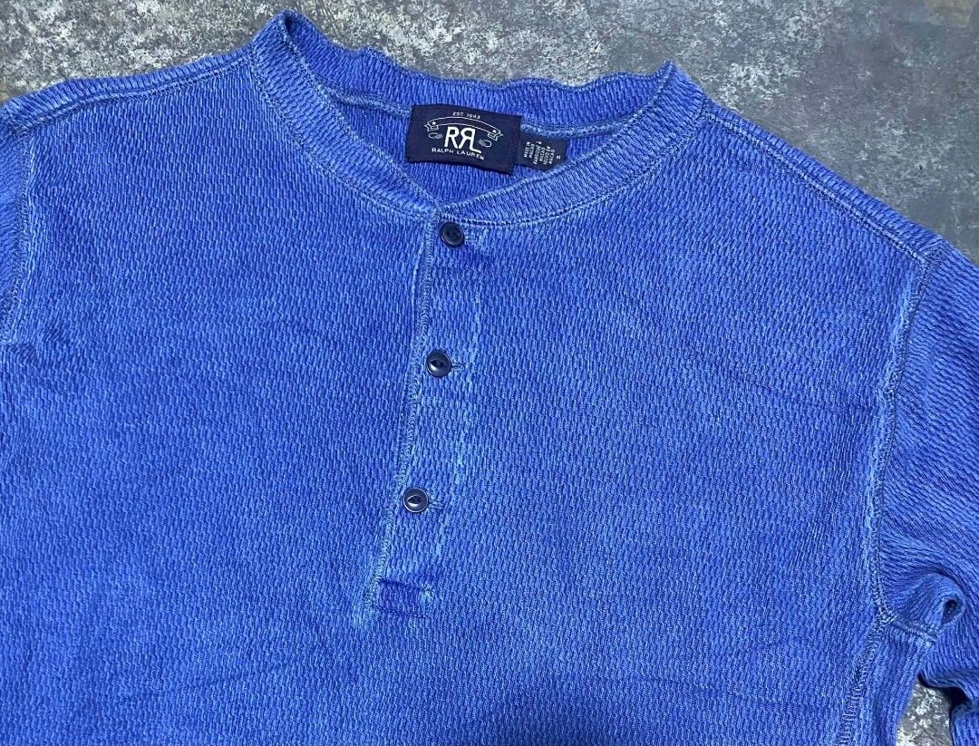 DOUBLE RL WAFFLE KNIT HENLEY LONG SLEEVE (Category: Activewear) located in Malvar. Submitted by teddylovesyo (Listing ID 1449472833, Image 2). Description: Double RL Waffle Knit Henley Long Sleeve Size Meduim Width 20 Length 27 Sleeves 26 In very good condition No issue Need clean 🤝 Mine 2,500 Free shipping🤝 Batangas location📍 DM interested buyer📩📩📩.