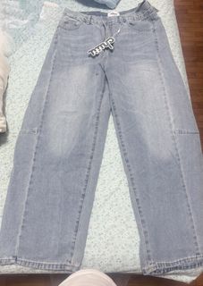(Category: ) located in . Submitted by sssss (Listing ID 1449331739, Image 1). Description: .
