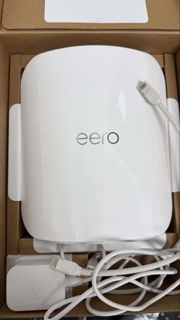 Eero Max 7508095949870223360