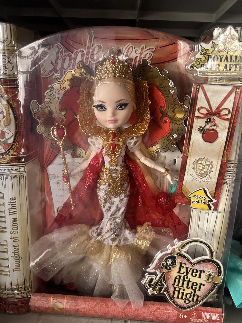 Ever After High Royall Ever After Apple White Doll (Category: Kids Toys) located in Manila. Submitted by doll_lxver (Listing ID 1449363791, Image 1). Description: HTF Negotiable GCASH Flash Express.
