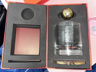 （分類：）位於 。 由 cllll. 提交（商品編號 1449362848，圖片 1）。簡介： 。