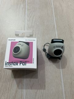 (Category: ) located in . Submitted by leav.sells (Listing ID 1449506025, Image 1). Description: .