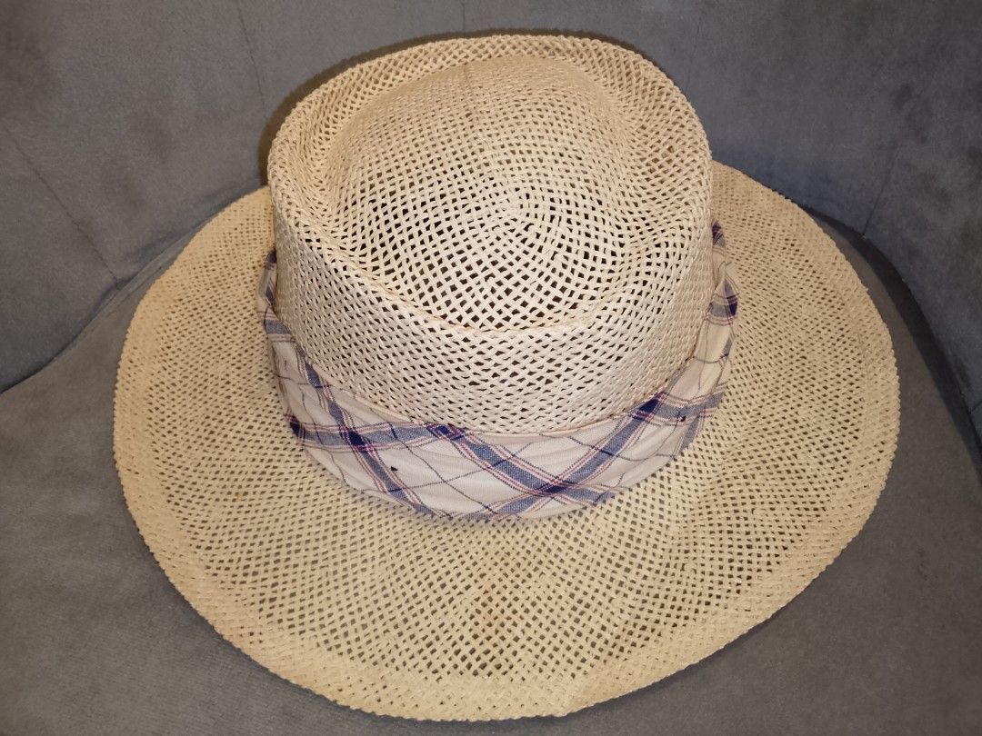 Golf Trends Straw Hat with Plaid Band (Category: Hats & Beanies) located in Binangonan. Submitted by yuristalin888 (Listing ID 1449353468, Image 2). Description: - Lightweight straw hat for sunny days - Breathable weave for comfort - Stylish plaid band accent - Provides excellent sun protection - Comfortable to wear - Made in the USA.