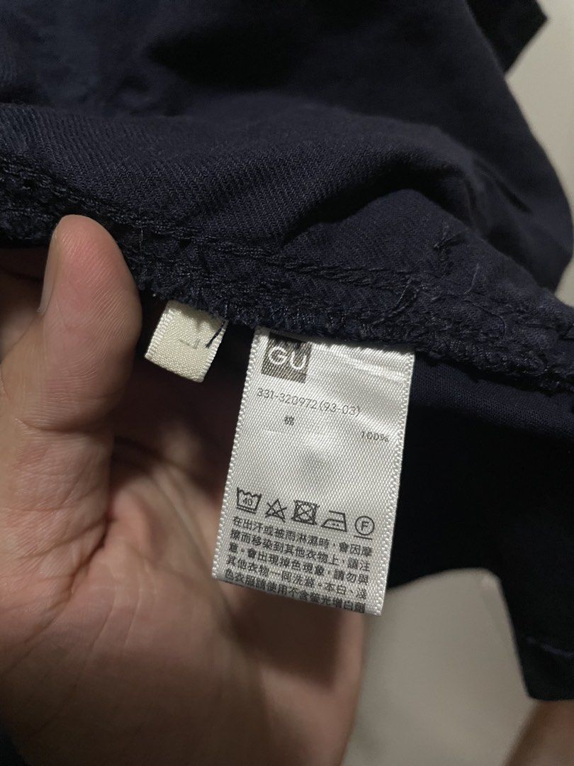 GU Military Style Oversized Jacket - Navy Blue (Category: Coats, Jackets and Outerwear) located in Pasig City. Submitted by janssensei (Listing ID 1449351003, Image 3). Description: Bought in GU Taiwan brand new. Haven’t been using it much so letting it go. Large on tag. Details - 100% Cotton Twill - Navy Blue - Oversized - Width 23” - Length 30” - Two chest pockets - Side pockets ₱890 📍Pasig/Taytay meetup or Lalamove c/o buyer.