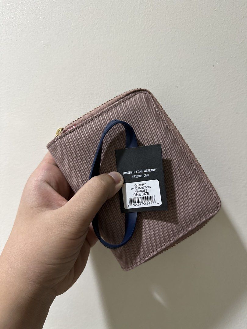 Herschel Quarry RFID Zip Wallet (Ash Rose) (Category: Wallets & Card holders) located in Manila. Submitted by trdstr (Listing ID 1449428470, Image 3). Description: - On hand and negotiable - Herschel Quarry Wallet Ash Rose - Brand new and never been used - Perfect and compact for everyday use.