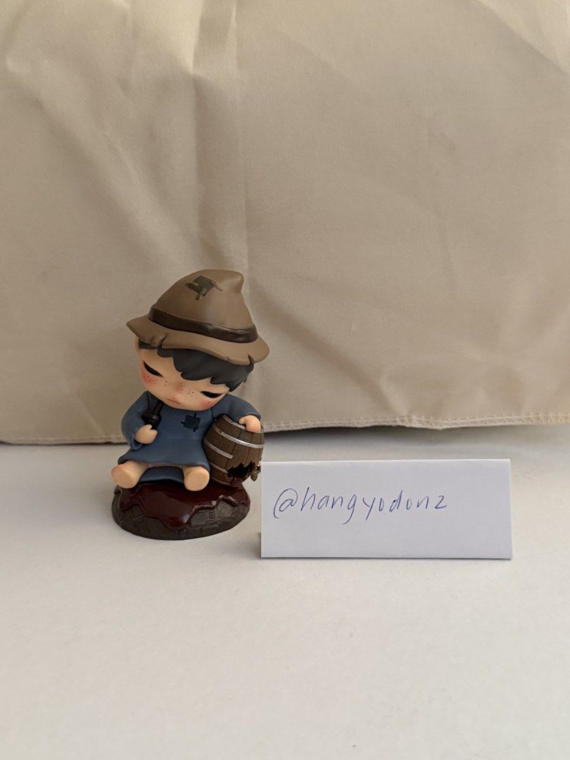 Hirono: The Other One (Broken Barrel) (Category: Designer & Blind Box Toys) located in Manila. Submitted by hangyodonz (Listing ID 1449329281, Image 1). Description: Hirono: The Other One (Broken Barrel) 𐃘 condition: 10/0 𐃘 no packaging/box 𐃘 good as new.