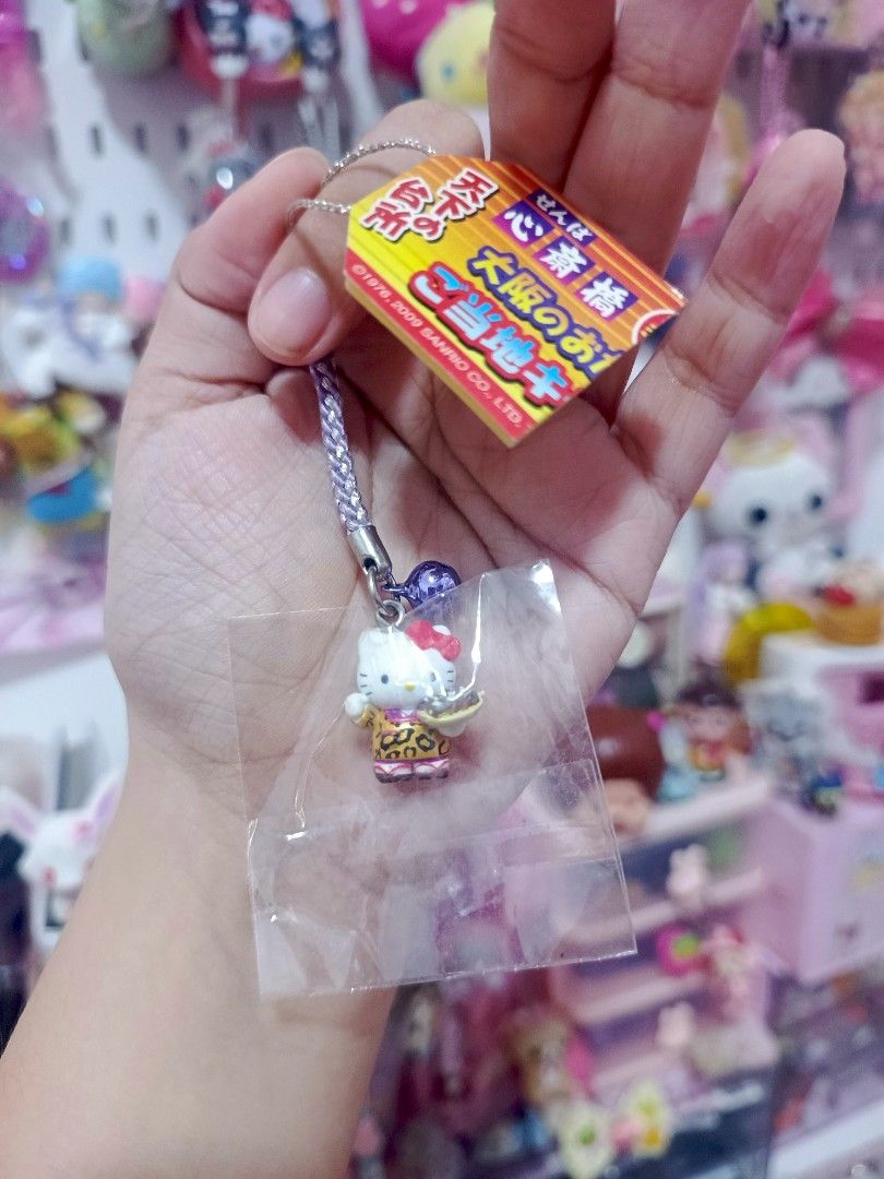 Hk strawberry gotochi take all (Category: Tote Bags) located in Manila. Submitted by mimis_cart (Listing ID 1449389414, Image 2). Description: take all 1k 500 strawberry 400 missing umbrella 250 takoyaki page sa last pic, for legit checks and proofs 🚚 TikTok check out, direct jnt, lalamove 💸 Payment first Gcash/bank transfer 🌟 Selling as is.