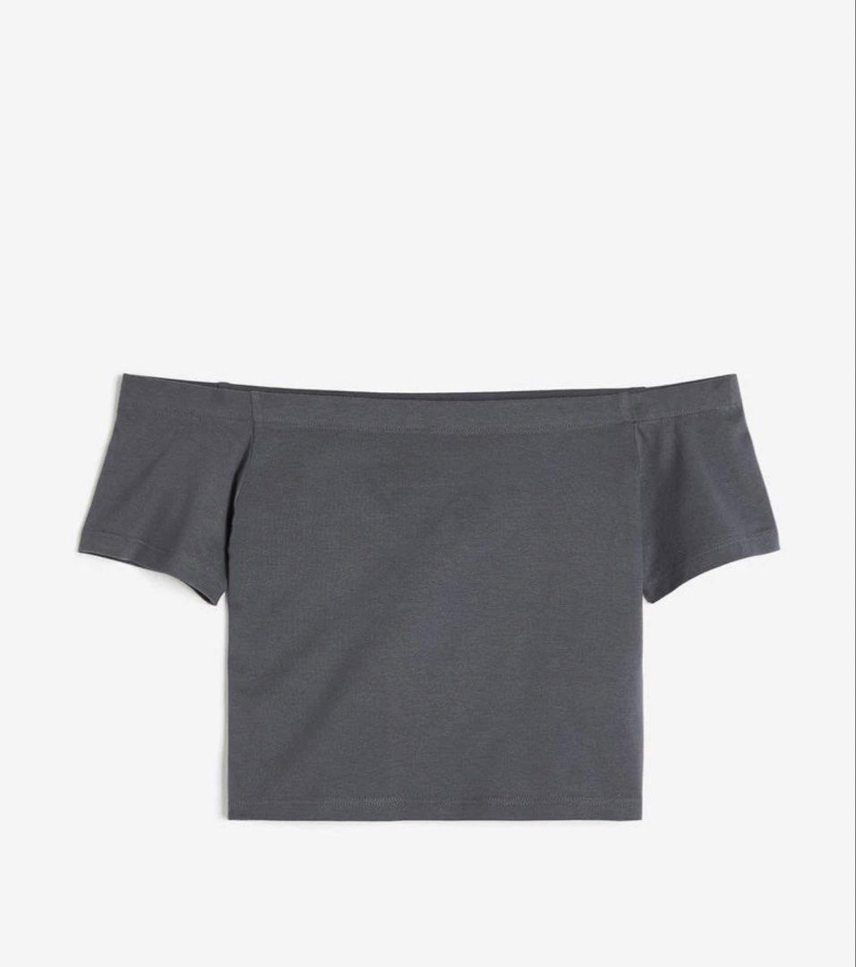 H&M Grey Off-the-Shoulder Cropped Top (Category: Blouses) located in Pasig City. Submitted by loveanca (Listing ID 1449498047, Image 1). Description: used once; bought for 499 at H&M;.