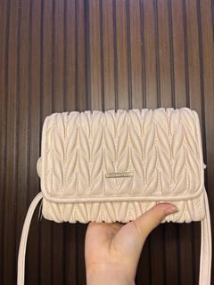 (Kategori: ) berada di . Dikirim oleh pearlskall (ID iklan 1449474397, Gambar 1). Deskripsi: .