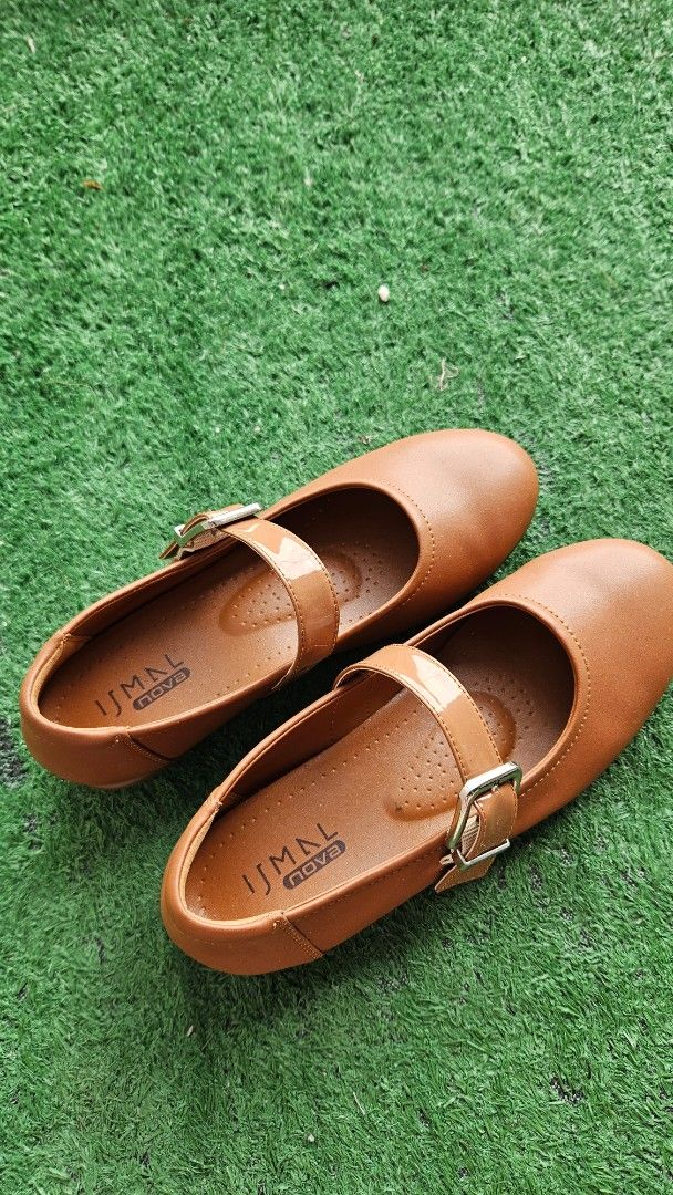 IJMAL Maysaa MJ (Category: Flats) located in Seri Kembangan. Submitted by ruhil.razak (Listing ID 1449396093, Image 2). Description: - Classic brown Mary Jane shoes - With stylish buckle strap - Comfortable for all-day wear - Very good condition, only wear twice - Original IJMAL, with receipt as proof .