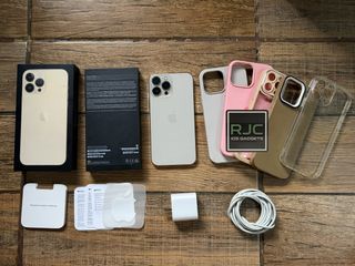 (Category: ) located in . Submitted by rjc_iosgadgets (Listing ID 1449435101, Image 1). Description: .