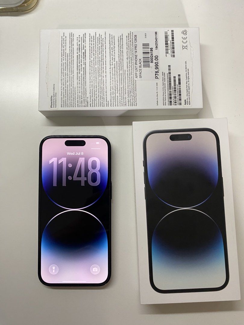 Iphone 14 Pro (Category: iPhone 14 Series) located in Manila. Submitted by coolmountain_8d9597 (Listing ID 1449352538, Image 2). Description: Iphone 14 Pro 128Gb Purchased from Beyond the Box w/ receipt 78BH Original No history repair, No issue Inclusion: Box, charger, case Not Rush, Pass sa lowballers Meet Up only.