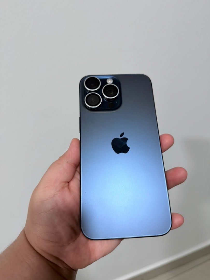 Iphone 15 Pro Max 512gb (Category: iPhone 15 Series) located in Kuala Lumpur. Submitted by nurbellaa10 (Listing ID 1449374481, Image 1). Description: To be letgo iphone kesayangan.. Jual sebab dh upgrade phone baru.. All in perfect condition. Prefer meet up.. Or postage if required...