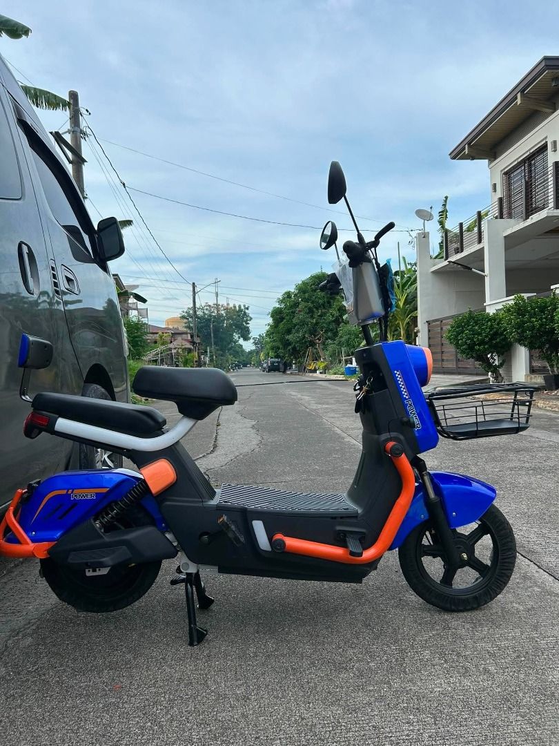 Ironride 500 Single 2 Wheels Ebike (Category: Bicycles) located in Malolos. Submitted by jo.yu1223 (Listing ID 1449511916, Image 3). Description: • 500W Brushless Hub Motor • 40–50 KPH • 25–35 KM • 48V 12Ah • Keyless Remote • Anti-Theft Alarm • Center Stand • Side Stand • 2 seaters • 8 hours charging time .