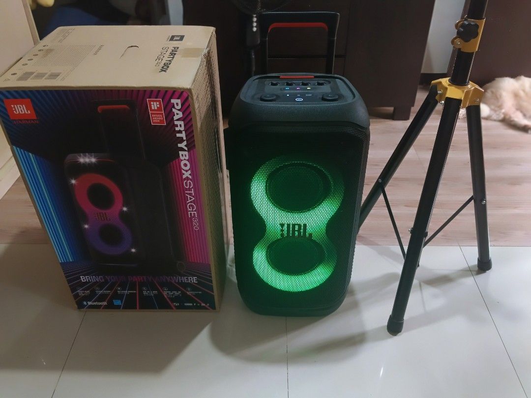 JBL 320 (Category: Soundbars, Speakers & Amplifiers) located in Calamba. Submitted by n3l0001 (Listing ID 1449361466, Image 1). Description: 3 months old with cover and stand pick-up only Banlic Calamba.