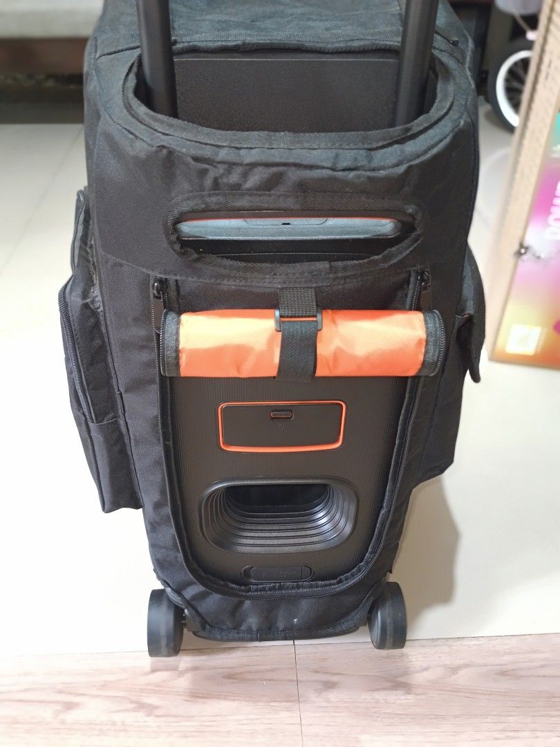 JBL 320 (Category: Soundbars, Speakers & Amplifiers) located in Calamba. Submitted by n3l0001 (Listing ID 1449361466, Image 3). Description: 3 months old with cover and stand pick-up only Banlic Calamba.
