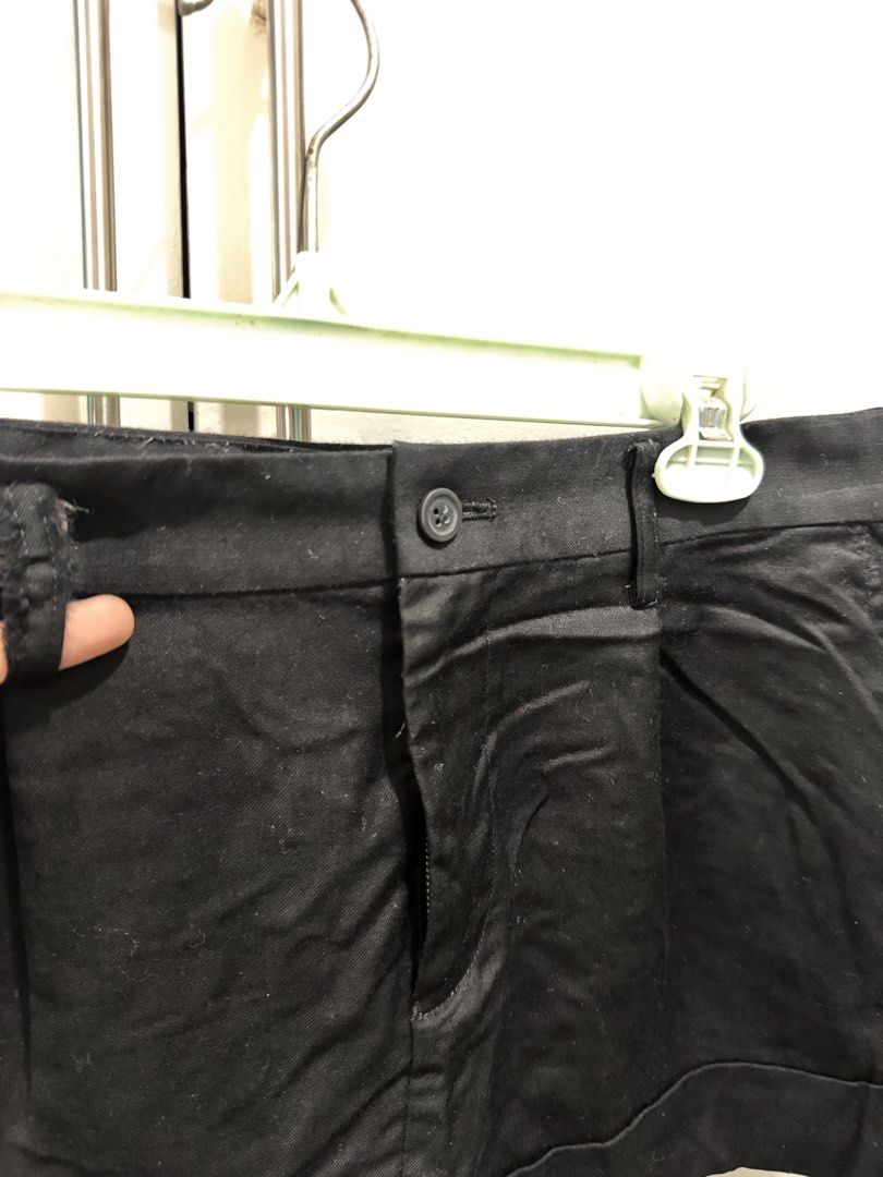 JUNYA WATANABE Wool Mini Skirt Black Size L (Category: Skirts) located in Rosales. Submitted by thriftingismygame (Listing ID 1449348426, Image 3). Description: - Junya Watanabe Comme des Garçons black micro skirt - Made in Japan - Fabric: 85% Wool, 15% Mohair - Lining: 100% Cupro - Size: L - Ideal for casual wear.