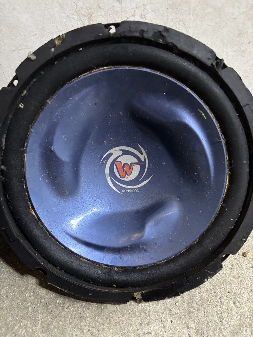 Kenwood speaker 12inch subwooper 2pcs (Category: Other Home Appliances) located in Malabon City. Submitted by kwisteyndg (Listing ID 1449416708, Image 2). Description: Kenwood KFC-W3003 • 12-inch subwoofer • 4Ω • 600W Peak Power (hindi ito 600W RMS) • Made in Malaysia Sa kasalukuyang second-hand market sa Pilipin.