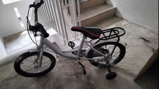 (Category: ) located in . Submitted by susucha (Listing ID 1449416272, Image 1). Description: .