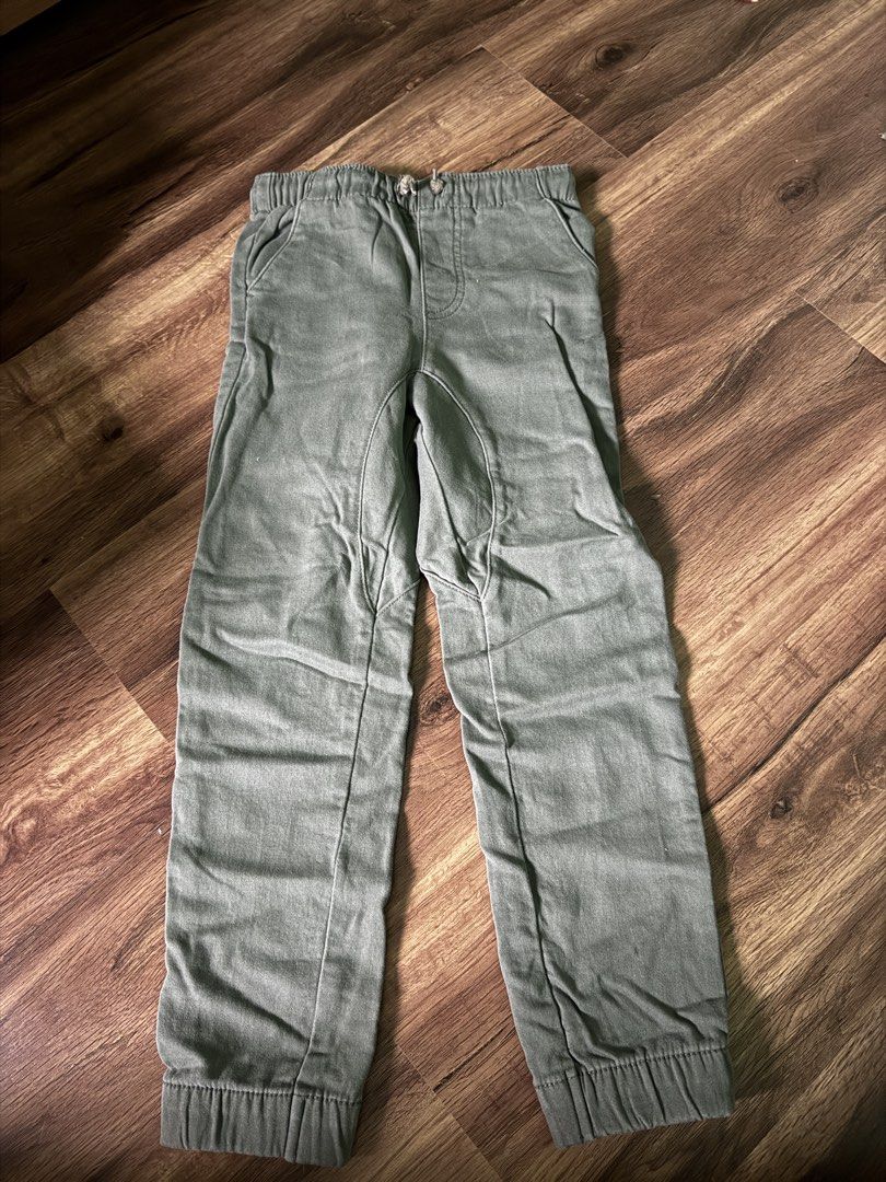 Kids Joggers Sweatpants Bundle (Pink & Green) (Category: Babies & Kids Fashion) located in Valenzuela. Submitted by divine0916 (Listing ID 1449342943, Image 2). Description: - Bundle of two pairs of kids' pants. - One pair: Light pink jogger style with drawstring waist and cuffed ankles. - Second pair: Muted green pants with drawstring waist and cuffed ankles. - Comfortable for everyday wear, playtime, and lounging..