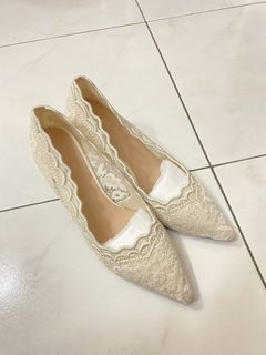 (Category: ) located in . Submitted by lilpatootiepreloved (Listing ID 1449485879, Image 1). Description: .