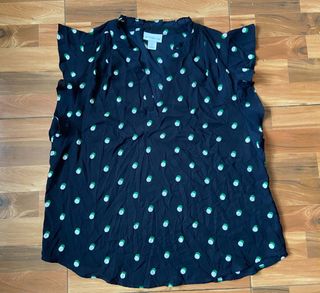 (Category: ) located in . Submitted by chic-rack (Listing ID 1449400978, Image 1). Description: .