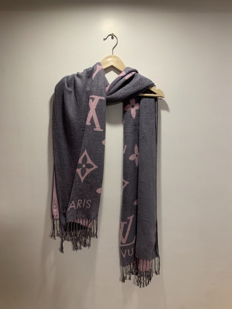 Louis Vuitton Monogram Logo Scarf (Category: Luxury Accessories) located in Bacolod City. Submitted by moboandmoga (Listing ID 1449437871, Image 1). Description: Louis Vuitton Monogram Logo Scarf Excellent Condition .