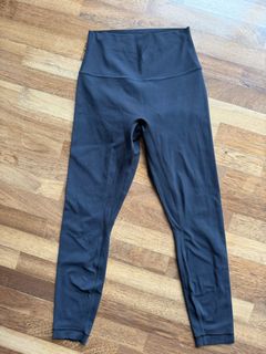 (Category: ) located in . Submitted by juliaw_preloved_lux (Listing ID 1449370172, Image 1). Description: .
