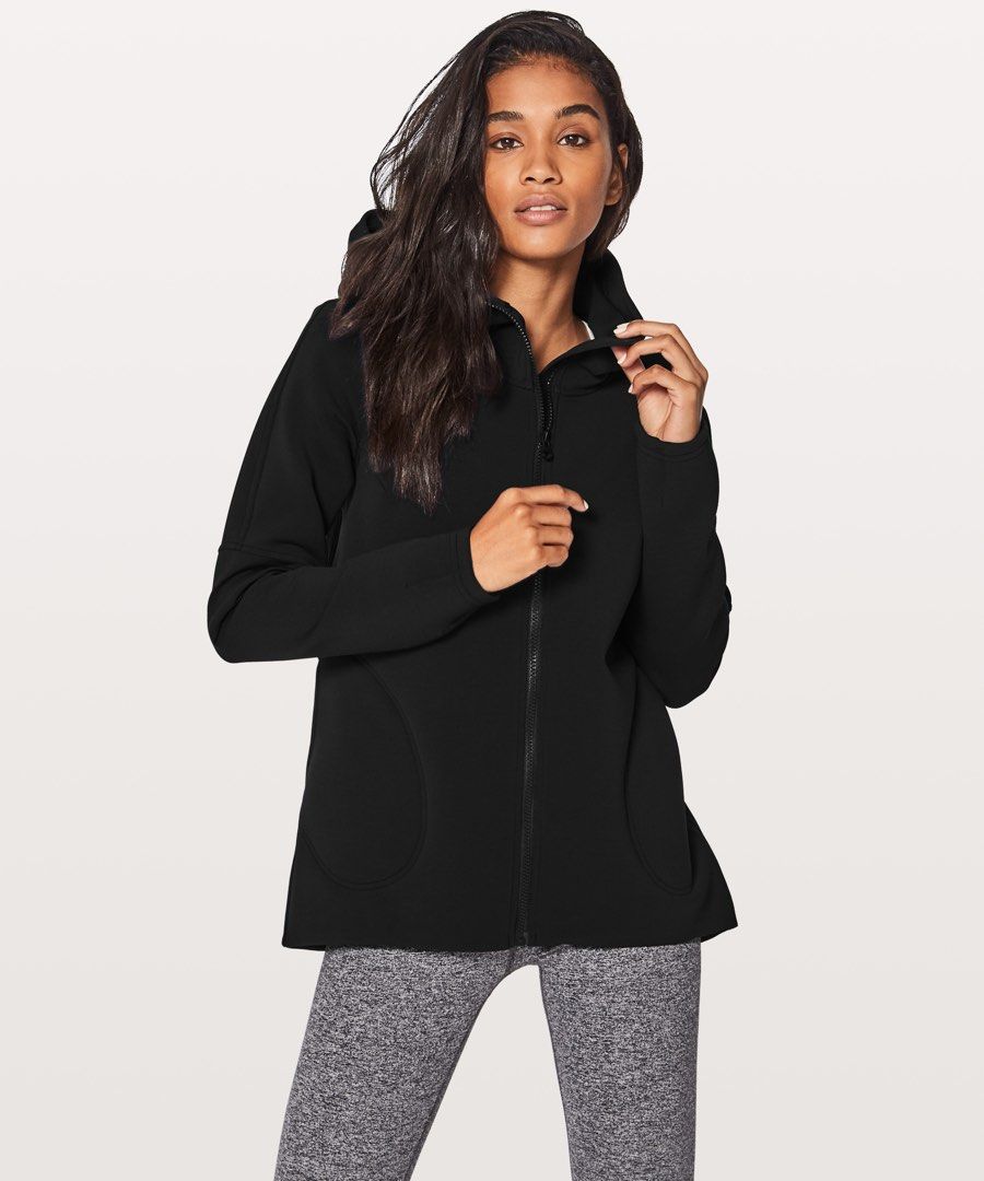 Lululemon Embrace The Space Hood (Category: Coats, Jackets and Outerwear) located in Cavite. Submitted by chevpthrillaah (Listing ID 1449343523, Image 2). Description: Authentic No flaws Genuine Excellent Condition .