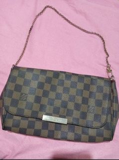 (Category: ) located in . Submitted by shoptokyothrift (Listing ID 1449428448, Image 1). Description: .