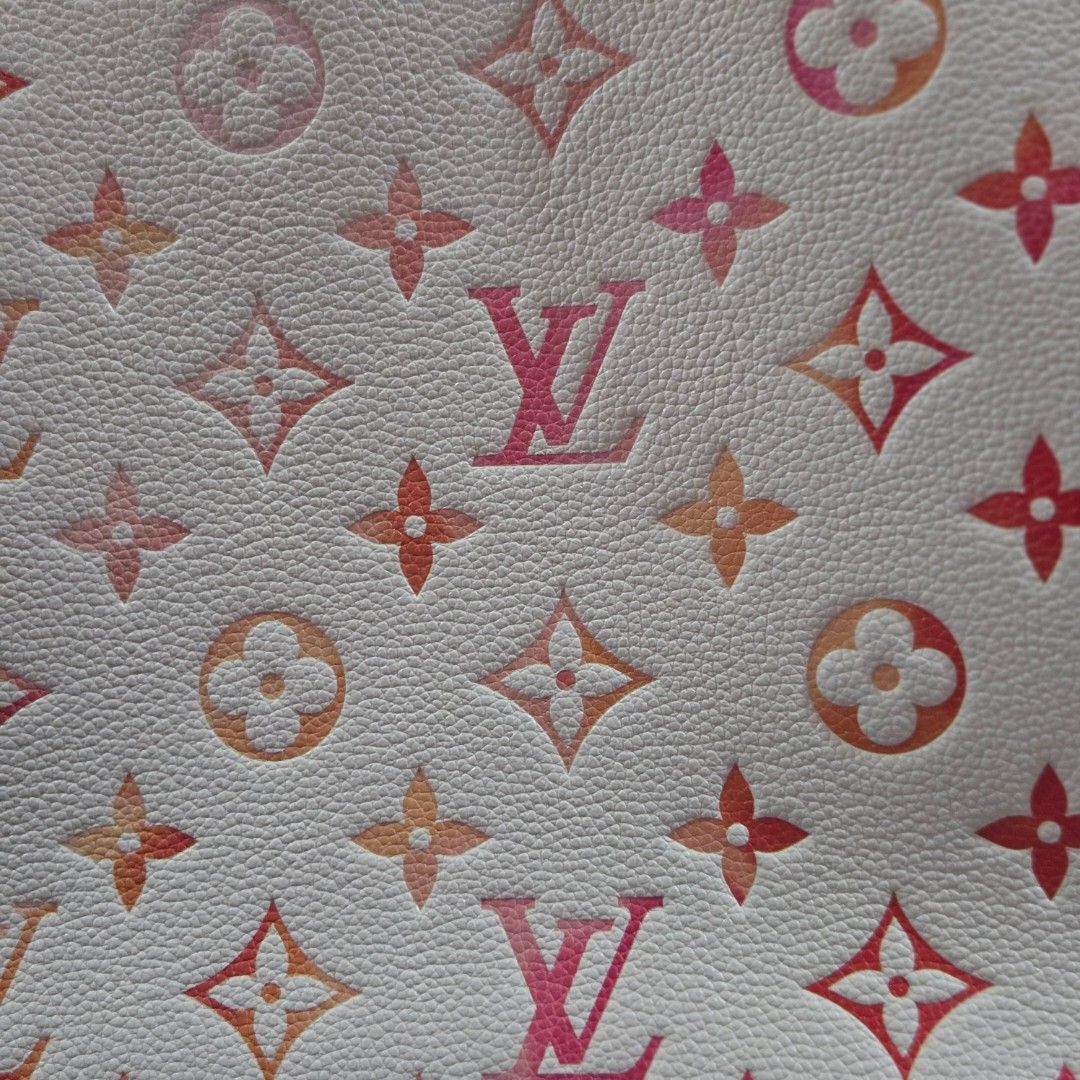 Lv Neverfull (Category: Luxury Bags & Wallets) located in Paranaque City. Submitted by dclutterqueen (Listing ID 1449336559, Image 3). Description: LV Neverfull Sunrise Aquarelle (Limited edition) Monogram Empreinte 💯 Genuine Leather 🇯🇵 Acquired preloved from Japan 👜 MM size measures approximately 47x 28x 14 cm.