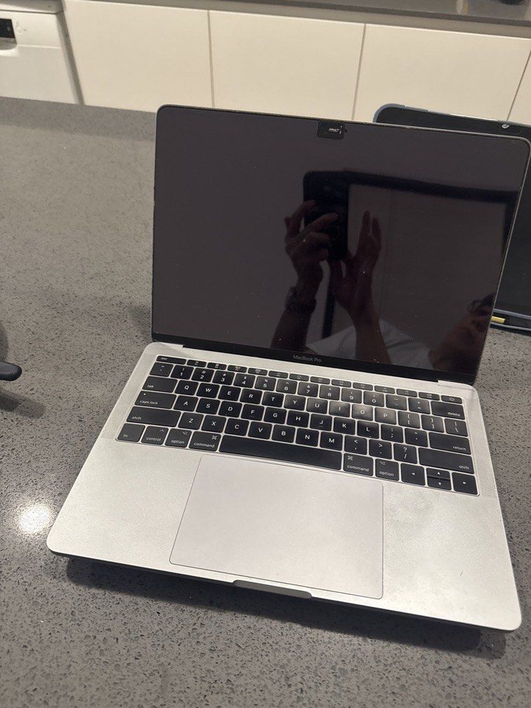 MacBook Pro A1708 256gb