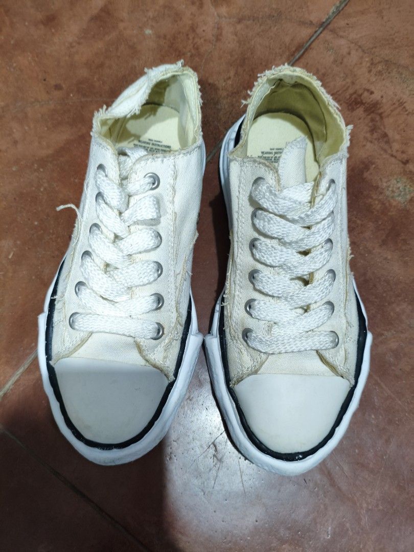 Maison mihara yasuhiro white canvas sneakers (Category: Sneakers) located in Puerto Princesa. Submitted by lotsstuff (Listing ID 1449431455, Image 2). Description: size 43 fits 10us men excellent condition needs cleaning price 1998+sf.