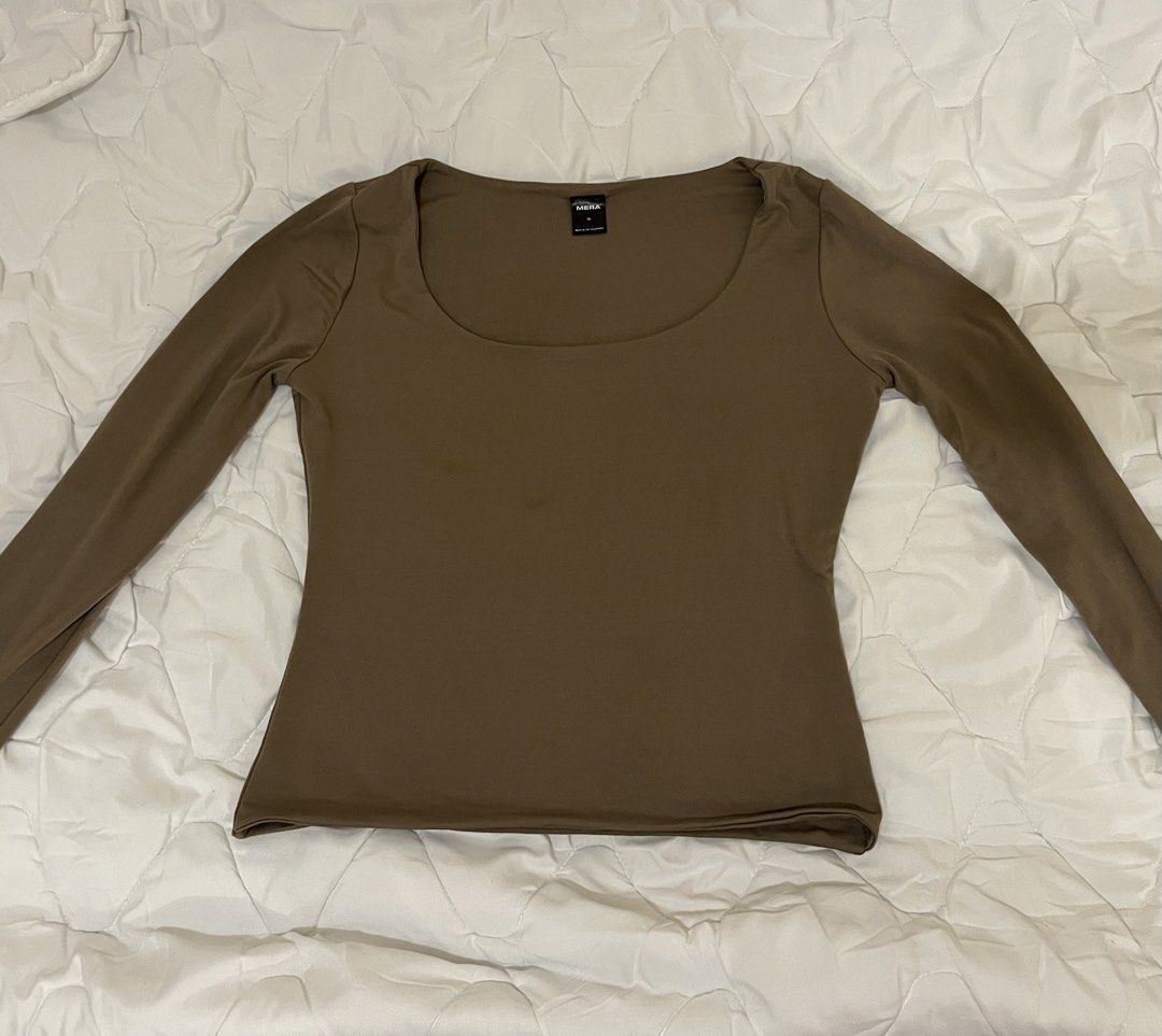 MERA Alexa Longsleeves Bundle (Category: Longsleeves) located in Lubao. Submitted by alisellerera (Listing ID 1449447824, Image 3). Description: •from tt shop • like new condition • gray size L •khaki size XL loc: muntinlupa mop: gcash mod: lalamove.